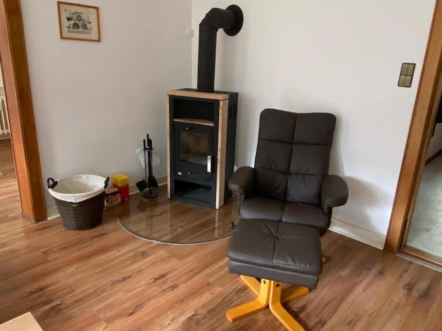 Feddersen Living Grosse Ferienwohnung - Garten - Terrasse - Smart Tv - Netflix Brunsbuttel Extérieur photo