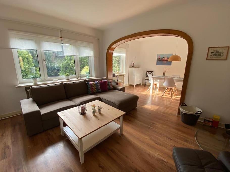 Feddersen Living Grosse Ferienwohnung - Garten - Terrasse - Smart Tv - Netflix Brunsbuttel Extérieur photo