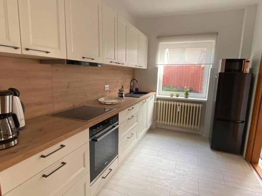Feddersen Living Grosse Ferienwohnung - Garten - Terrasse - Smart Tv - Netflix Brunsbuttel Extérieur photo