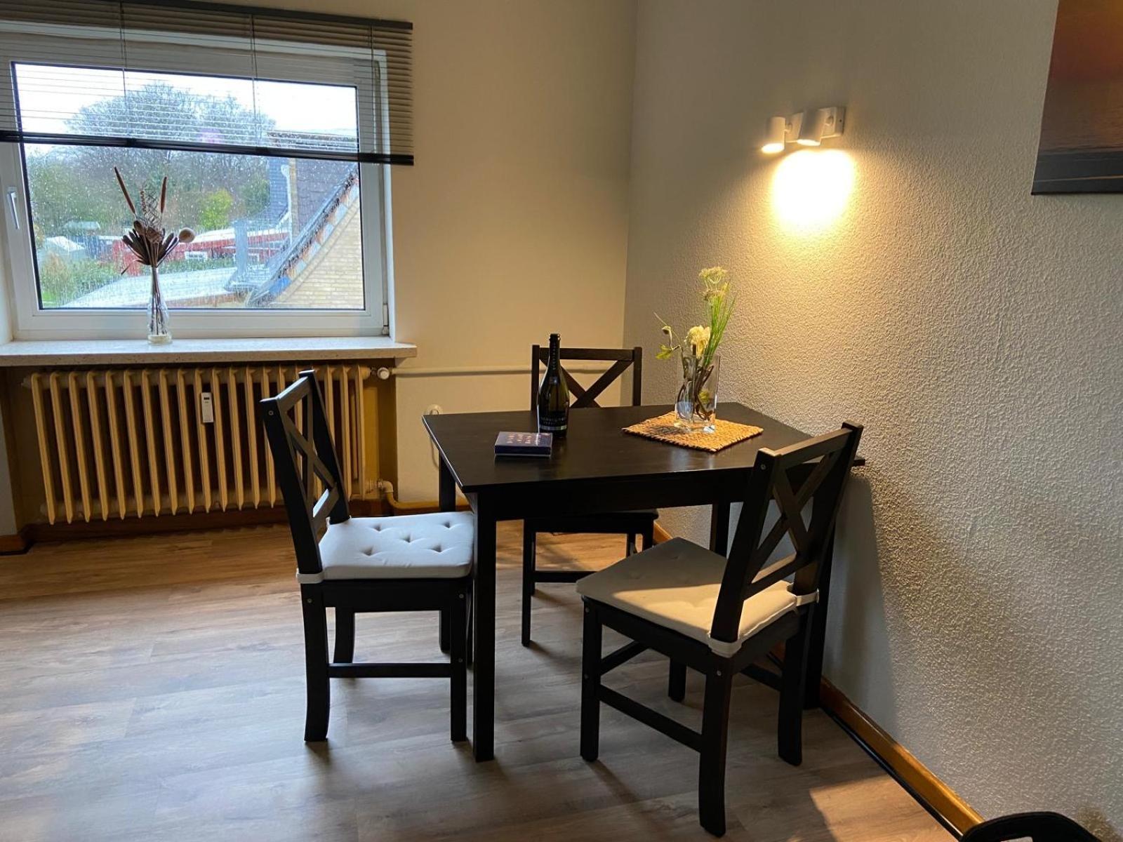 Feddersen Living Grosse Ferienwohnung - Garten - Terrasse - Smart Tv - Netflix Brunsbuttel Extérieur photo